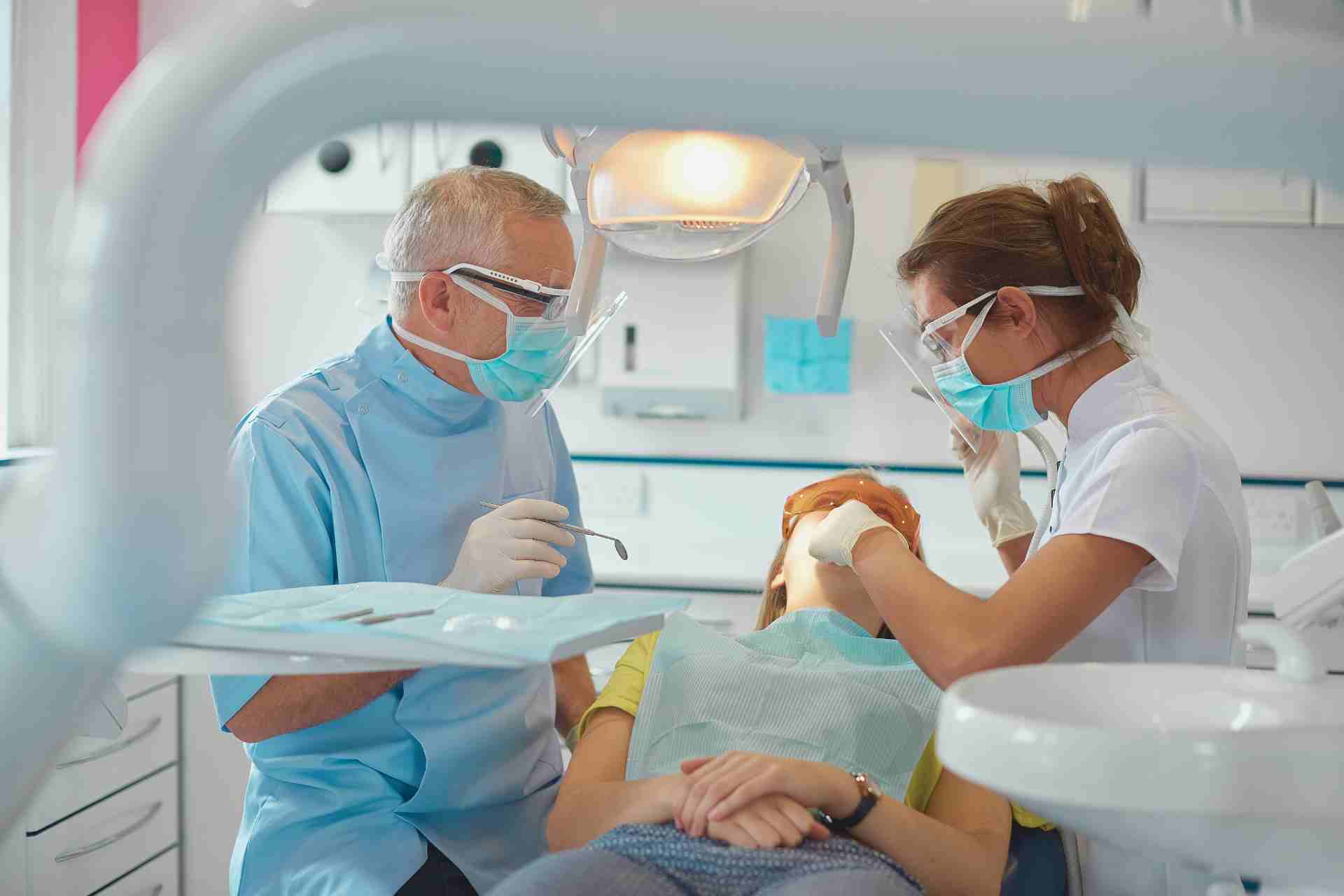 Dentist Services in California